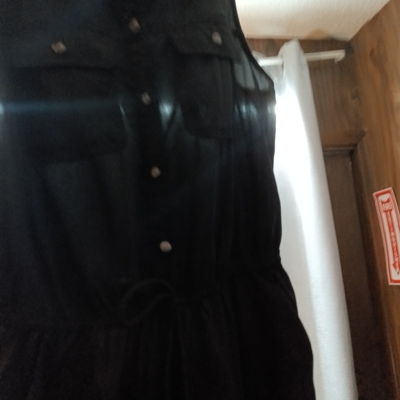 New Black Sleeveless Jumpsuit - Picture 6 of 10